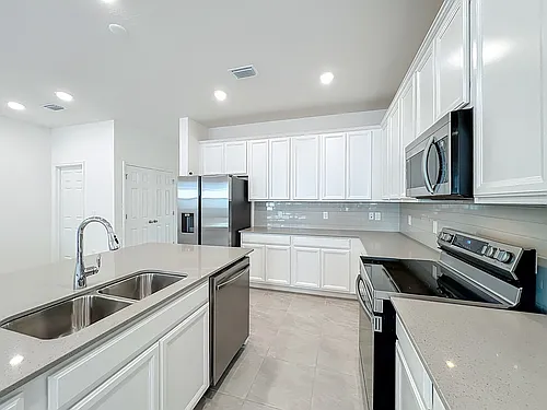 7025 Twilight Bay Dr Photo 1