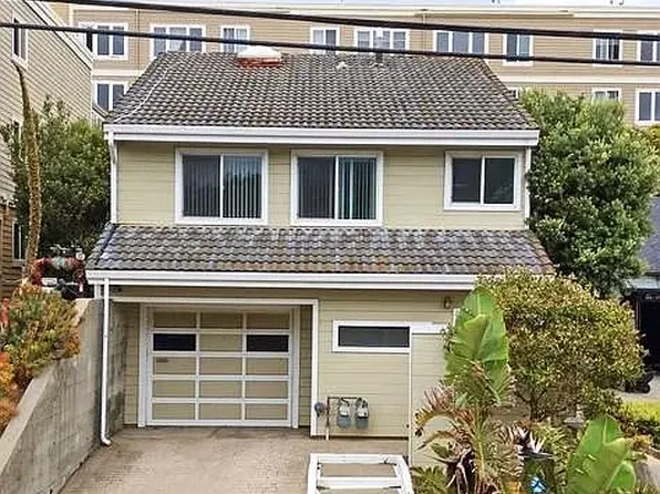 565 Crespi Dr, Pacifica, CA 94044
