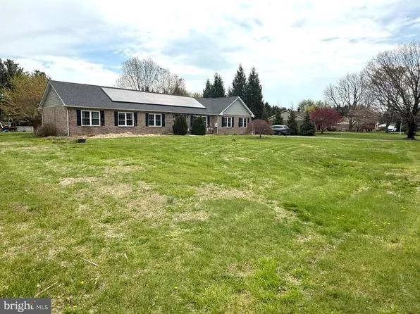 160 Pine Valley Dr, Middletown, DE 19709