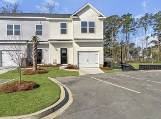 563 Gahagan Rd, Summerville, SC 29485