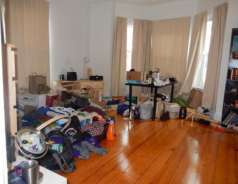 2nd image of 40 Custer St #1AC