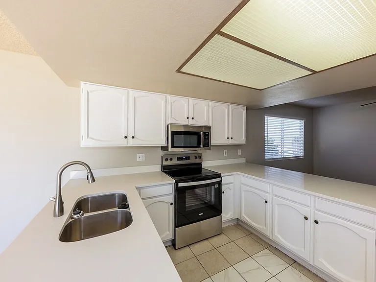 4323 W Piute Ave — Photo 8