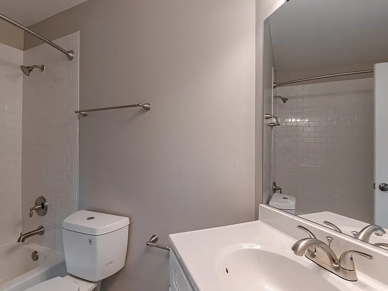 Northampton Apartment Homes — Photo 14