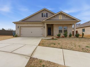 6576 Jacaranda Dr NW, Huntsville, AL 35806