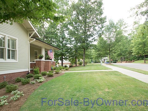 5th image of 516 Founders Park Ln