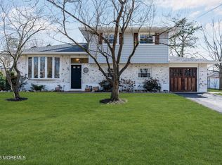 38 Alan Terrace, Howell, NJ 07731