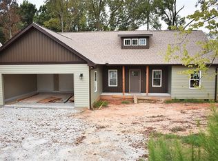 100 Shenandoah Rd, Townville, SC 29689