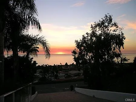 5 bed, 4766 sqft, $1,500 — Photo 1