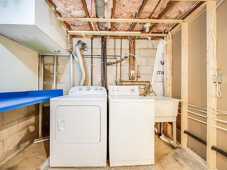 7105 Isabelle Ct — Photo 24
