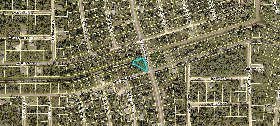 2nd image of 150 McArthur Blvd