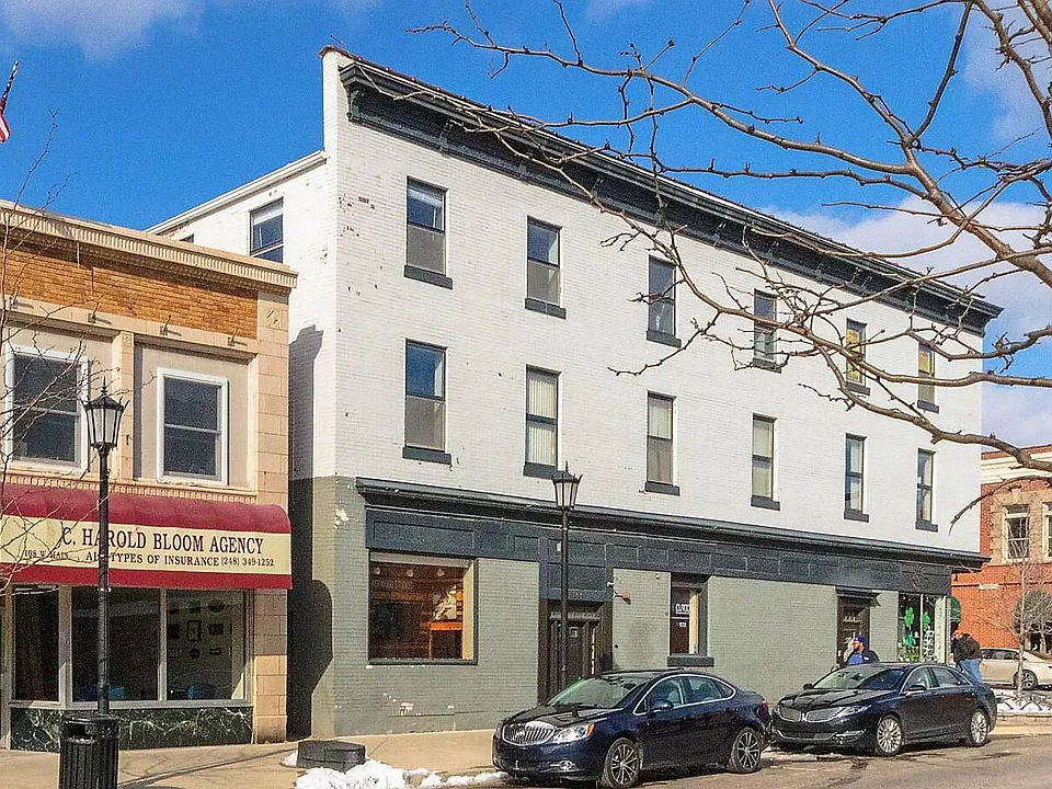 104 W Main St #304