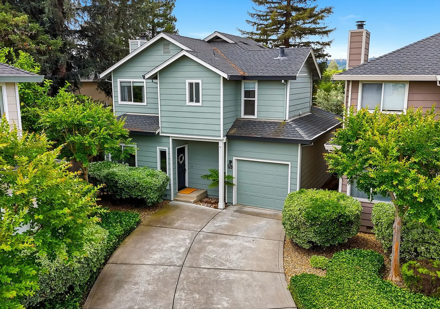 Contemporary 2 Bed, 2.5 Bath Home in North Napa — Photo 1