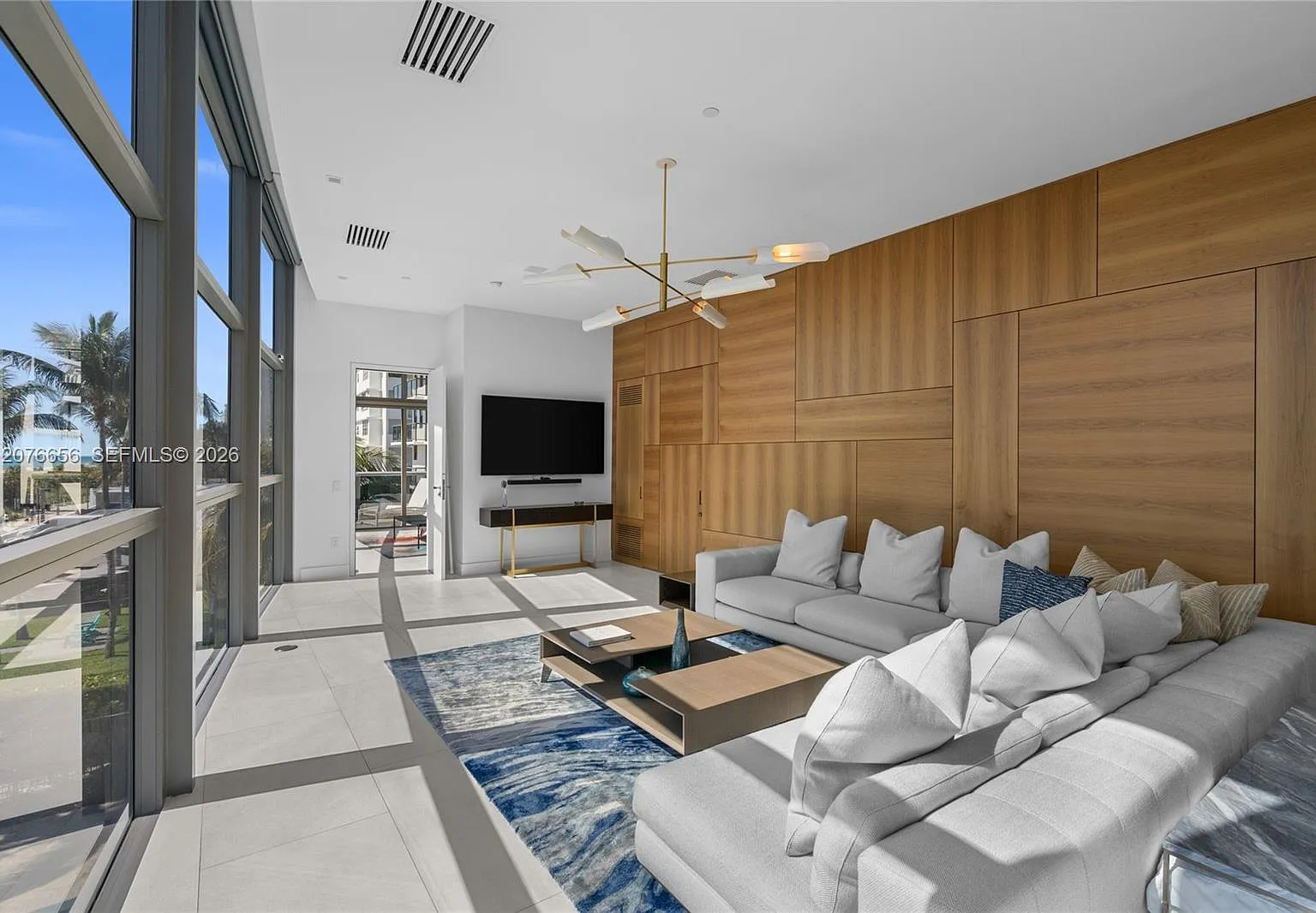 Mei Condo — Photo 4