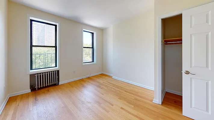 Rented by Bond New York | media 26