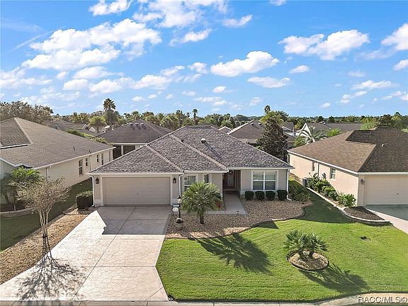 2nd image of 1876 Gasparilla Pl