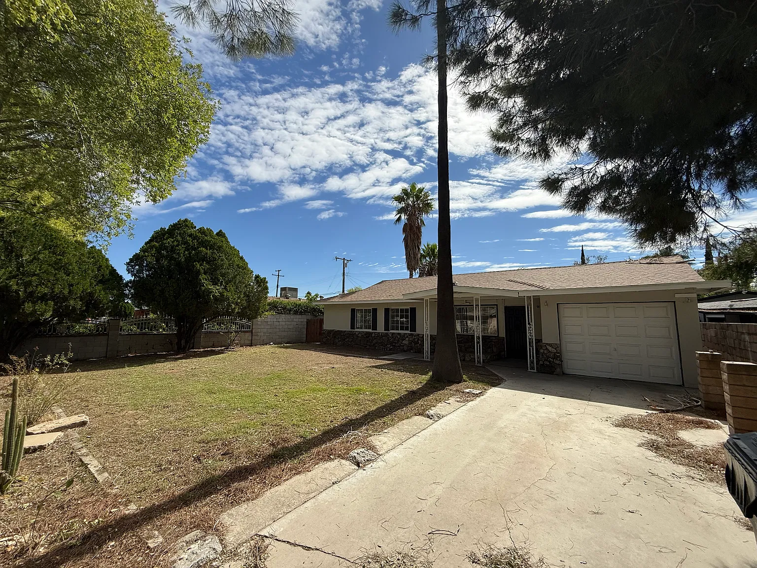 3 bed, 1100 sqft, $2,395 — Photo 3