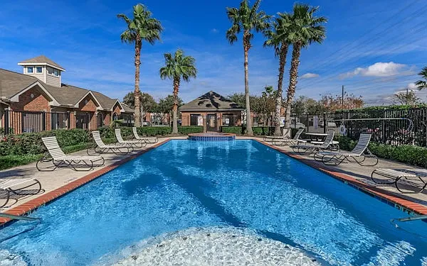 Freeport Oaks Apartments