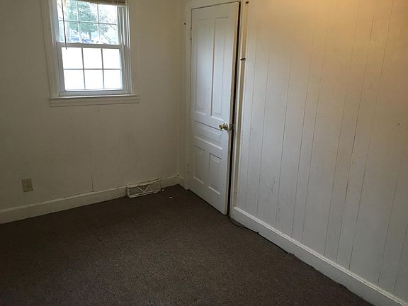 Front corner bedroom