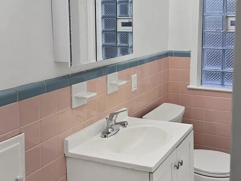 3625 Chatsworth St — Photo 13