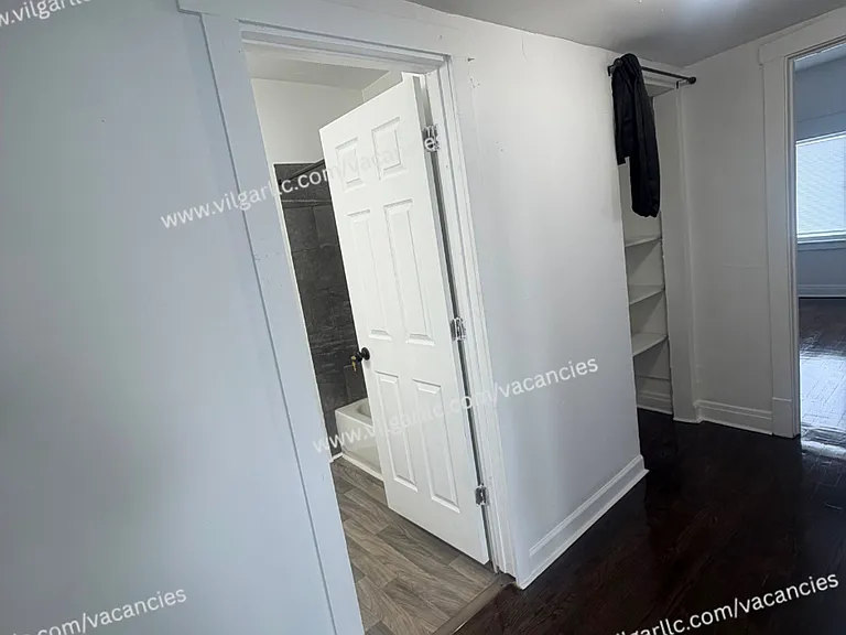 1514 W 5th Ave — Photo 12