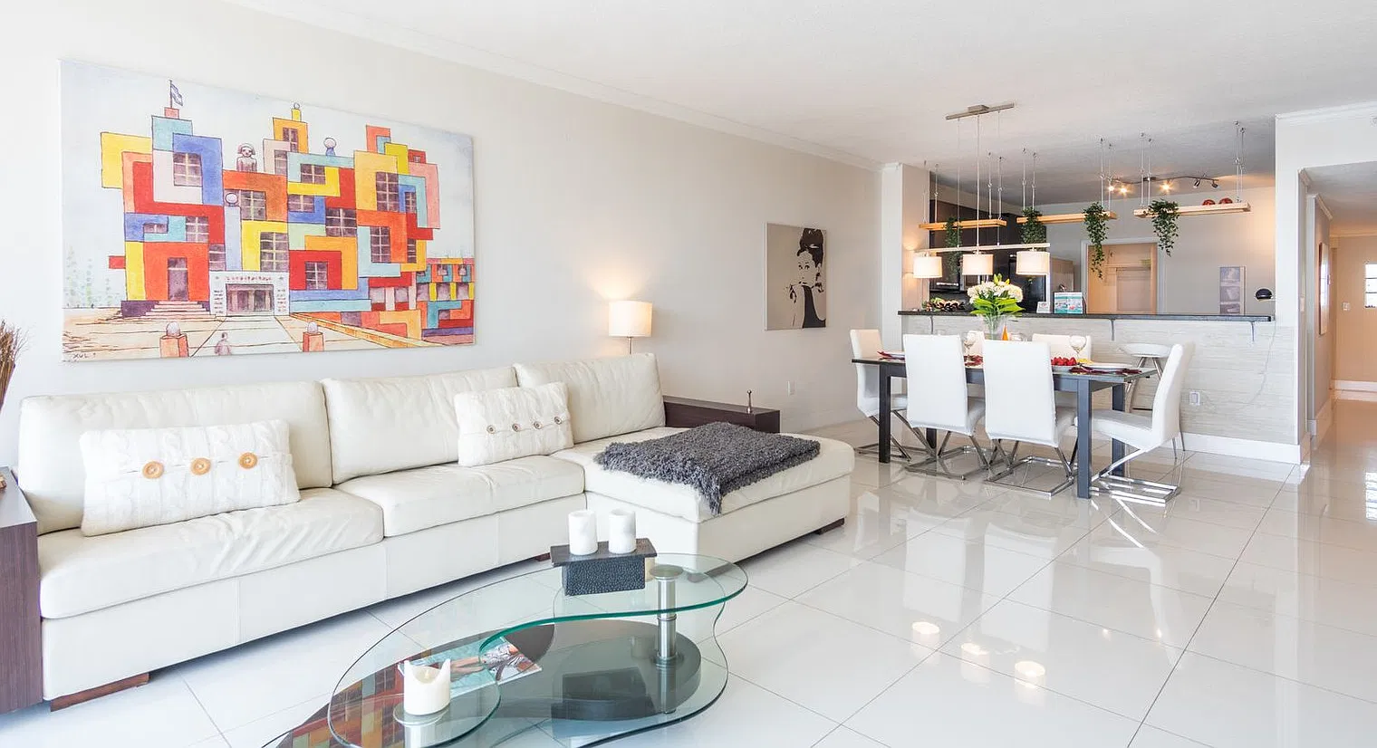 2 bed, 2.0 bath, 1302 sqft, $8,380 — Photo 4