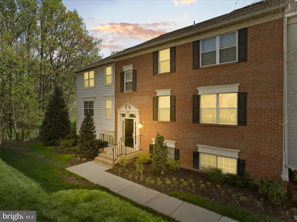 12008 Golf Ridge Ct #356, Fairfax, VA 22033