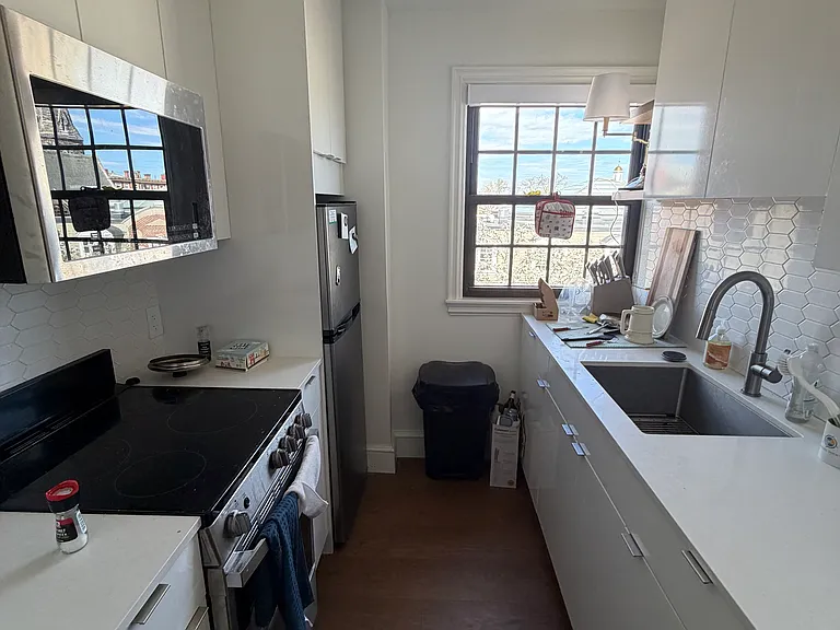1212 Massachusetts Ave #1 — Photo 5