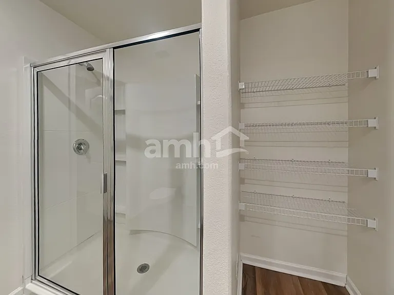 2053 Southlea Dr — Photo 13