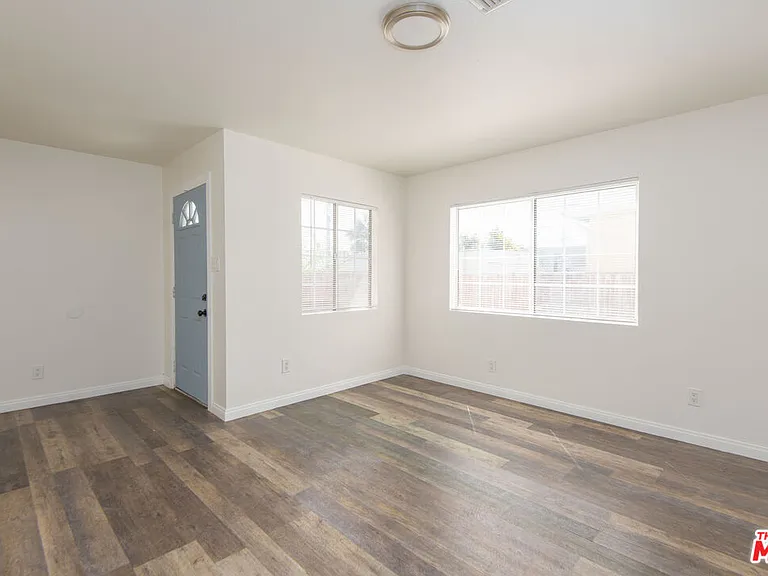 2134 S Cloverdale Ave — Photo 3