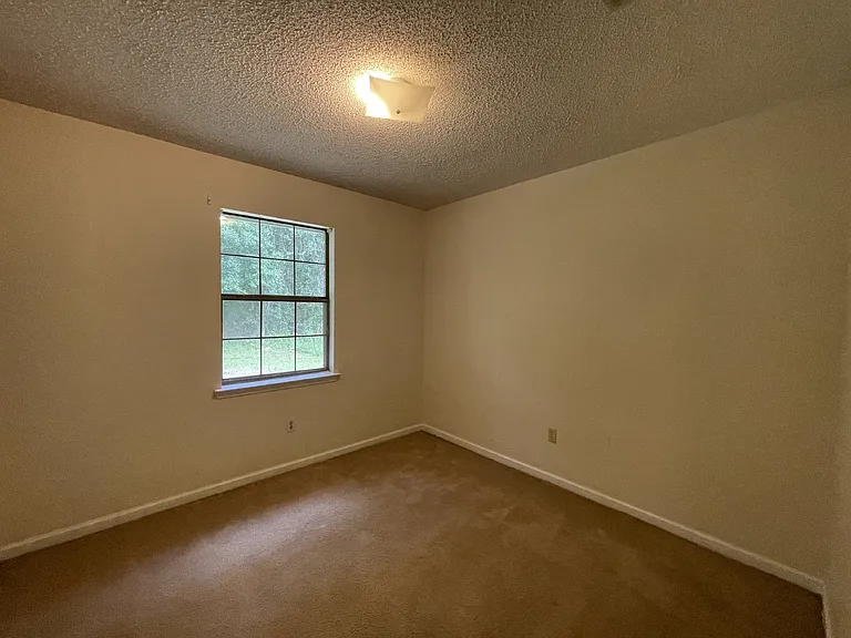 132 Bass Rd — Photo 10