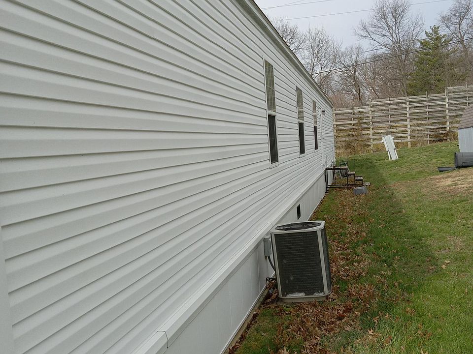 2nd image of 311 Glenstone Dr
