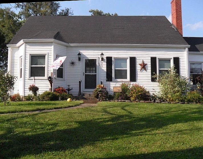 1st image of 409 Holt Ave