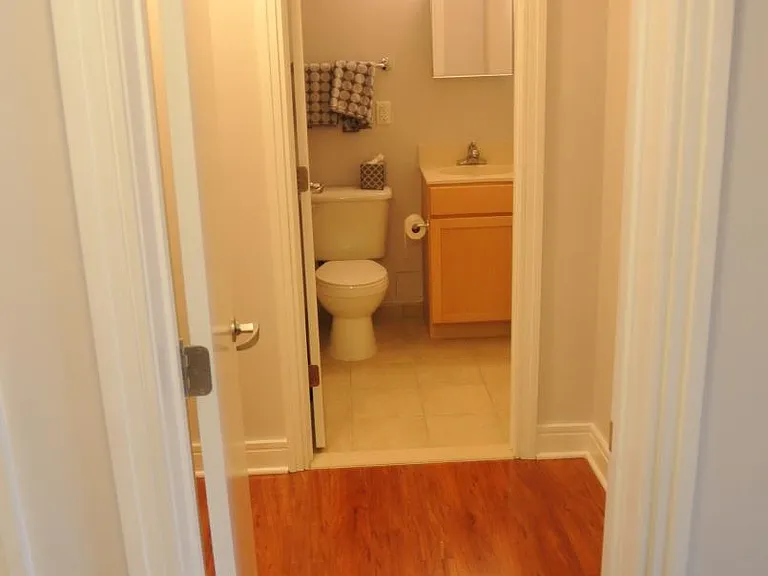 800 4th St SW #S503 — Photo 9