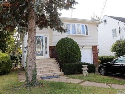 8 Stuart Ave, Malverne, NY, 11565
