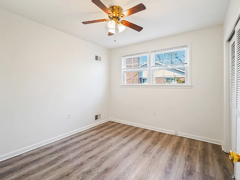 3523 Duke St — Photo 16