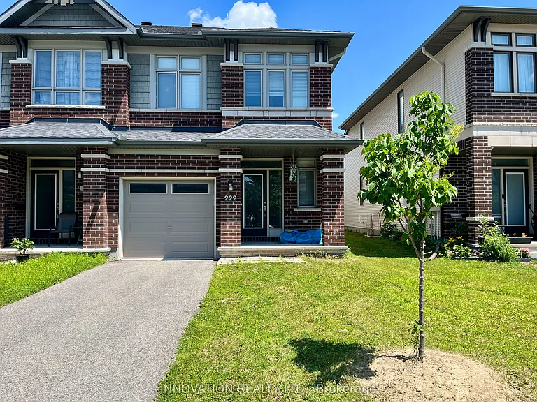 222 Dolce Cres — Photo 1