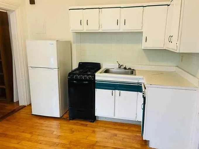 1 bed, 650 sqft, $2,200 — Photo 1