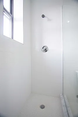 Rented by Dallien Realty Limited Liability Company | media 18