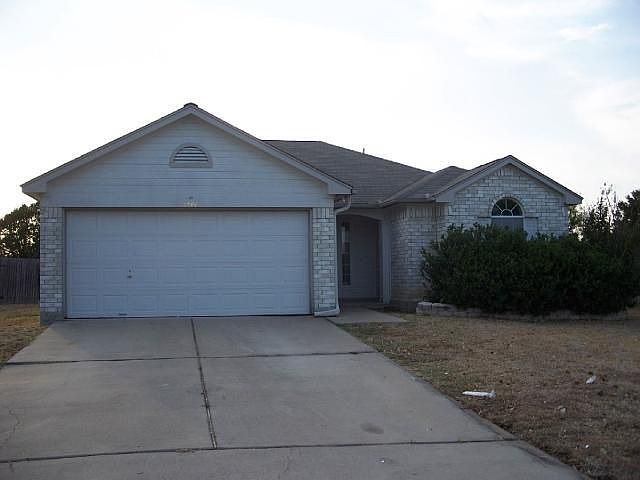 1st image of 1307 Nightshade Ln