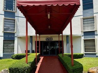 Miller Gardens Condo, Miami, FL 33183