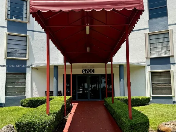 5700 SW 127th Ave APT 1413, Miami, FL 33183