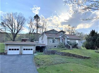 33 Pennsylvania Ave, Little Meadows, PA 18830