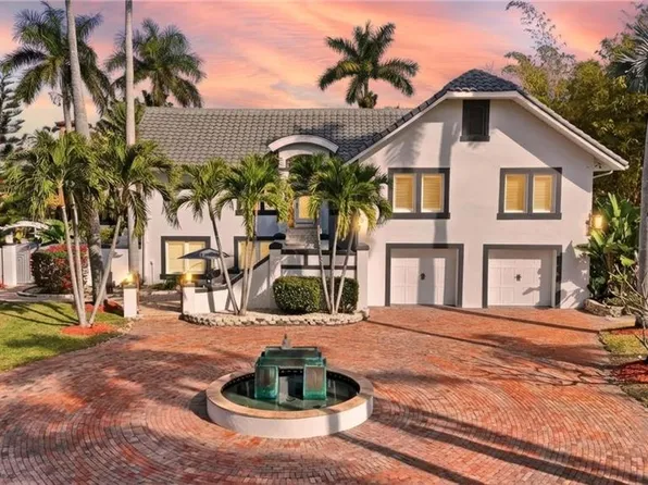 1205 Caloosa DR, FORT MYERS, FL 33901