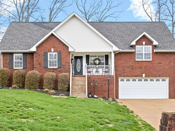 4042 Bedwell Dr, Greenbrier, TN 37073