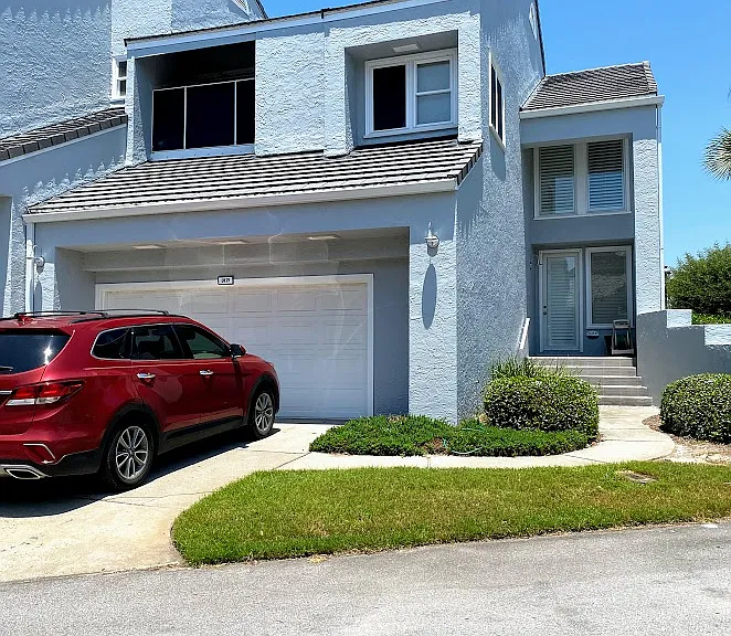 Front of the town home