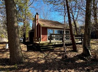 4667 N Lakeshore Dr, Mears, MI 49436