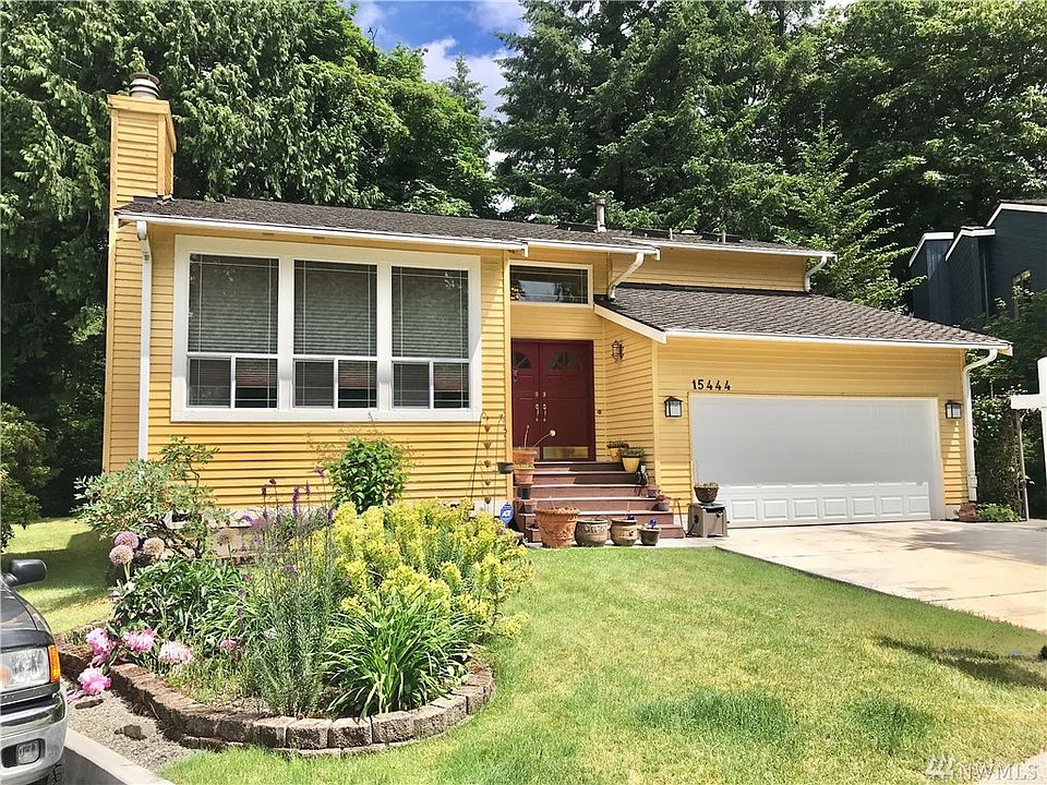 Welcome home to Fairwood Greens and this spacious 4 bedroom, 3 bathroom home. Located at the end of a quiet cul-de-sac and backing to a lush greenbelt, this home offers the best that Fairwood has to offer!  Fairwood amenities include 24/7 security patrol, parks, well-maintained homes, quiet streets and award-winning Kent schools. Memberships are available at Fairwood Golf & Country Club where you can enjoy the gorgeous 18-hole golf course, pool, exercise facility and restaurant.  Enjoy neighborhood sponsored events and easy access to freeways, airport, hospital, major retail, dining and business hubs. 