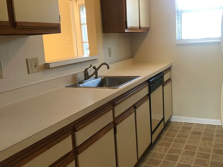 99 W Portland St #4 — Photo 8