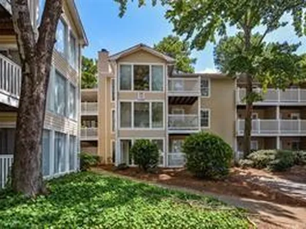 1206 Augusta Dr SE, Marietta, GA 30067