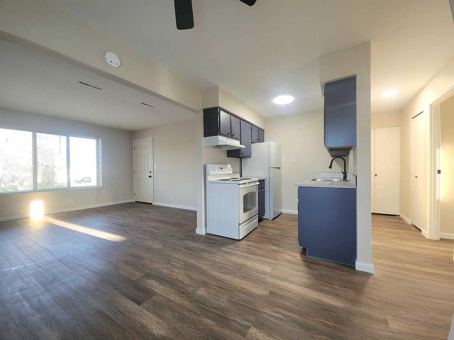 2 bed, 1.0 bath, 650 sqft, $950 — Photo 3